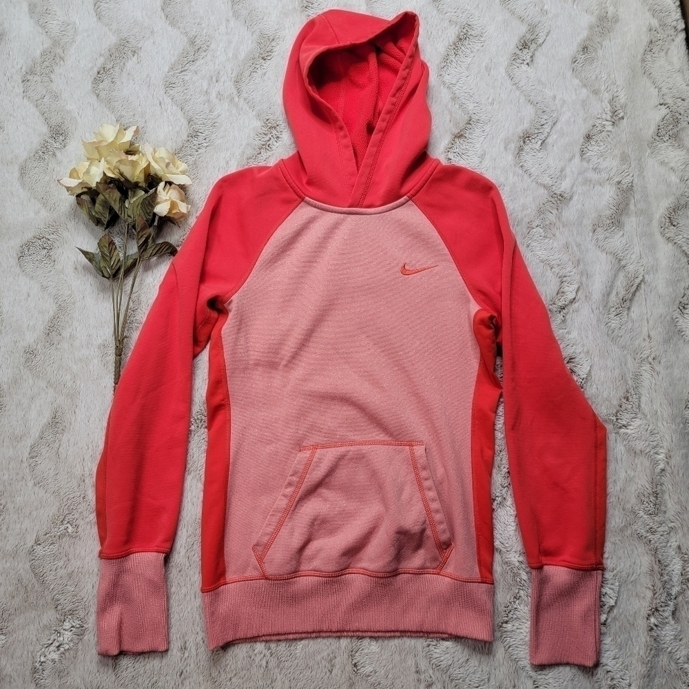Nike Therma Fit Two Tone Red Long Sleeve Hoodie‎ Kangaroo Pouch Size XS